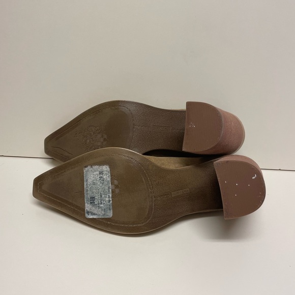 Vince Camuto Wevenly Stacked Heel Pump in Sandy Brown | Size 9M - Picture 6 of 12